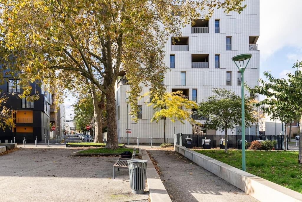 67M2-15 Minutes To Paris Central Arcueil Esterno foto